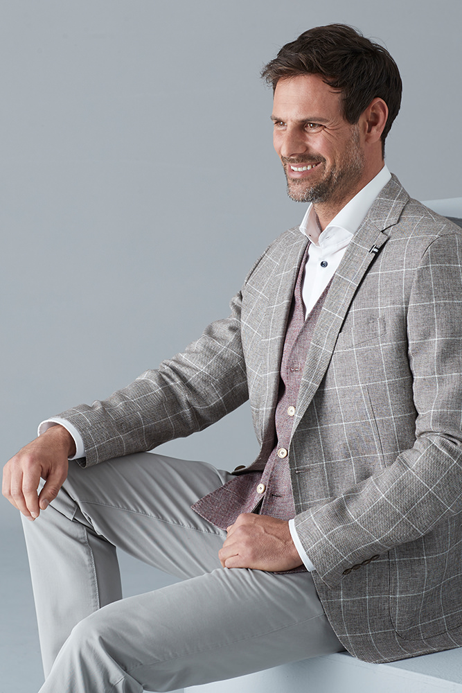 Model: Matthias 61787