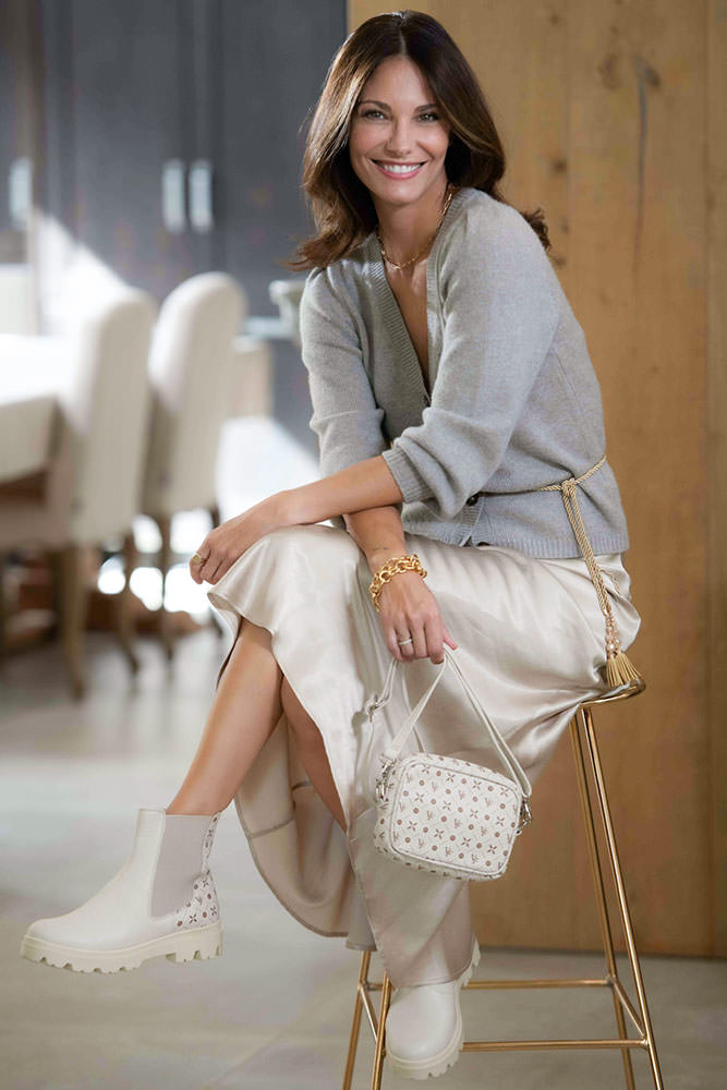 Model: Simone 98464