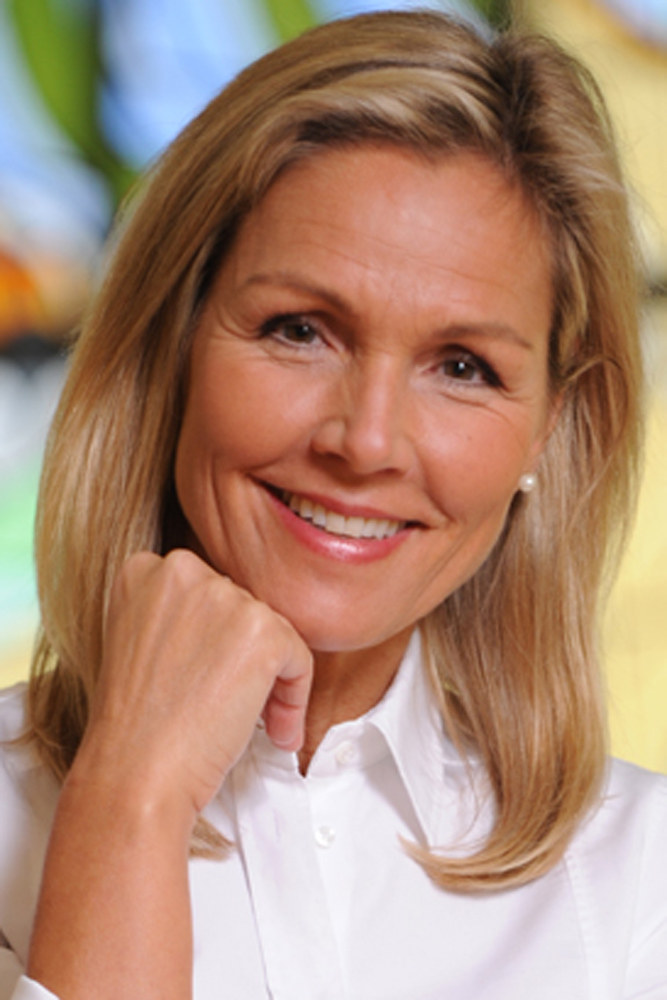 Model: Desiree 18480