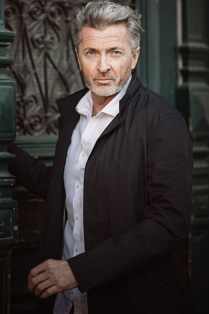 Model: Oliver 102636