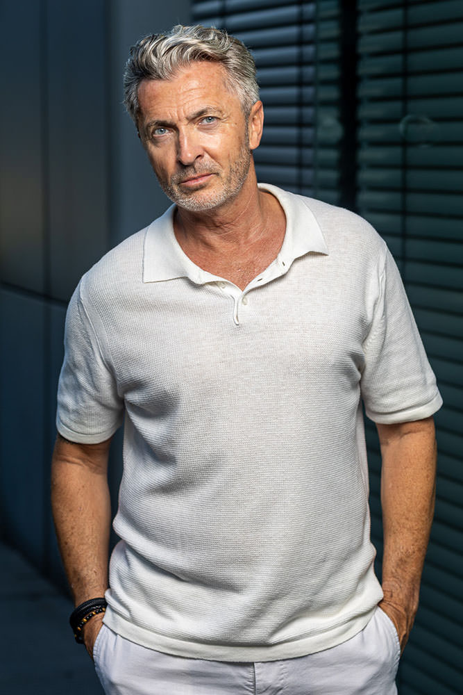 Model: Oliver 113855