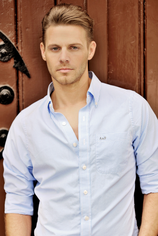 Model: Alexander 13825