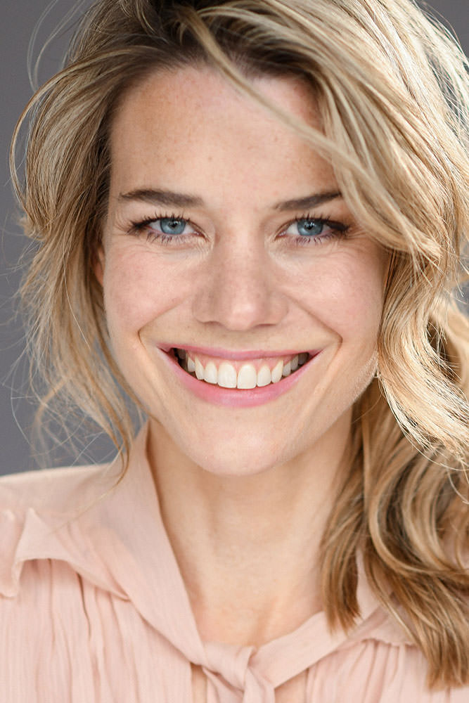 Model: Christine 91943