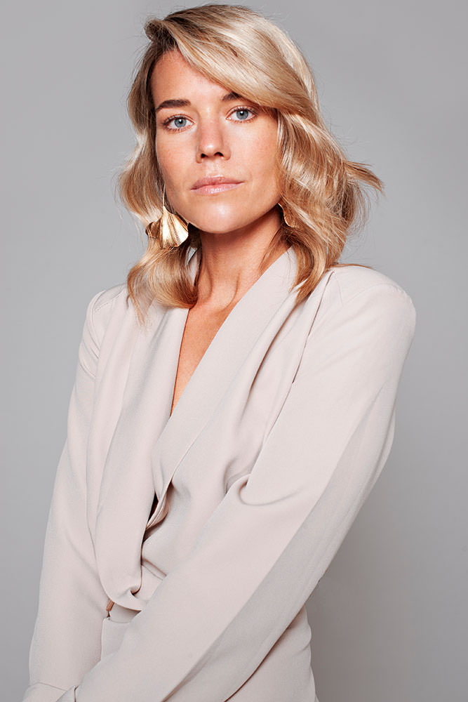 Model: Christine 98489