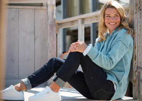 Model: Christine 98496