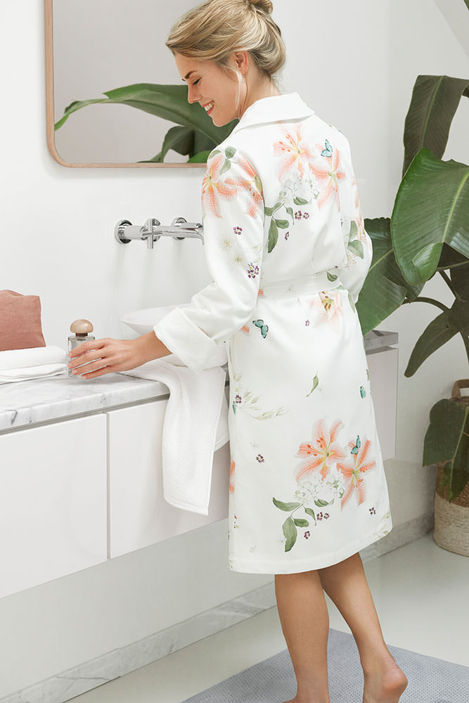 Model: Christine 98499