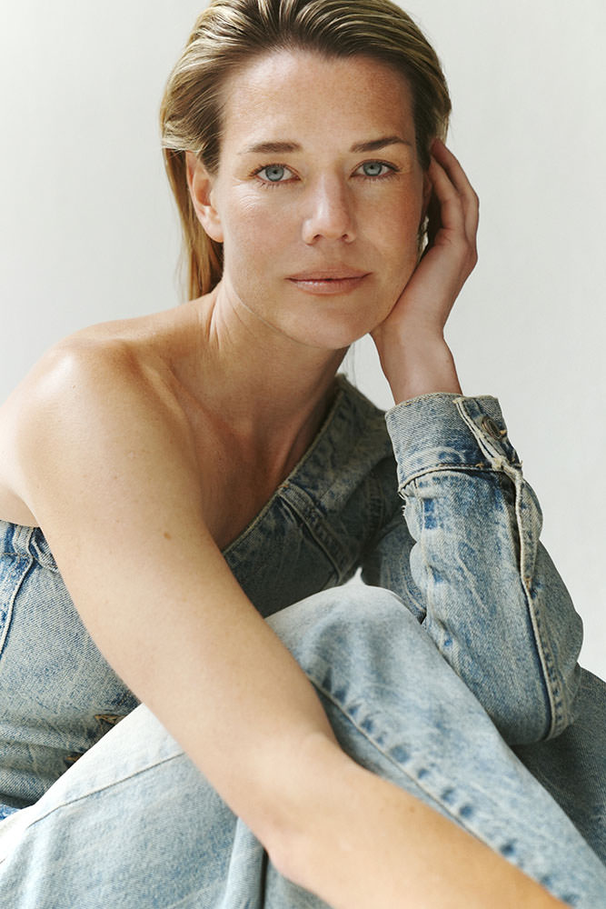 Model: Christine 120541