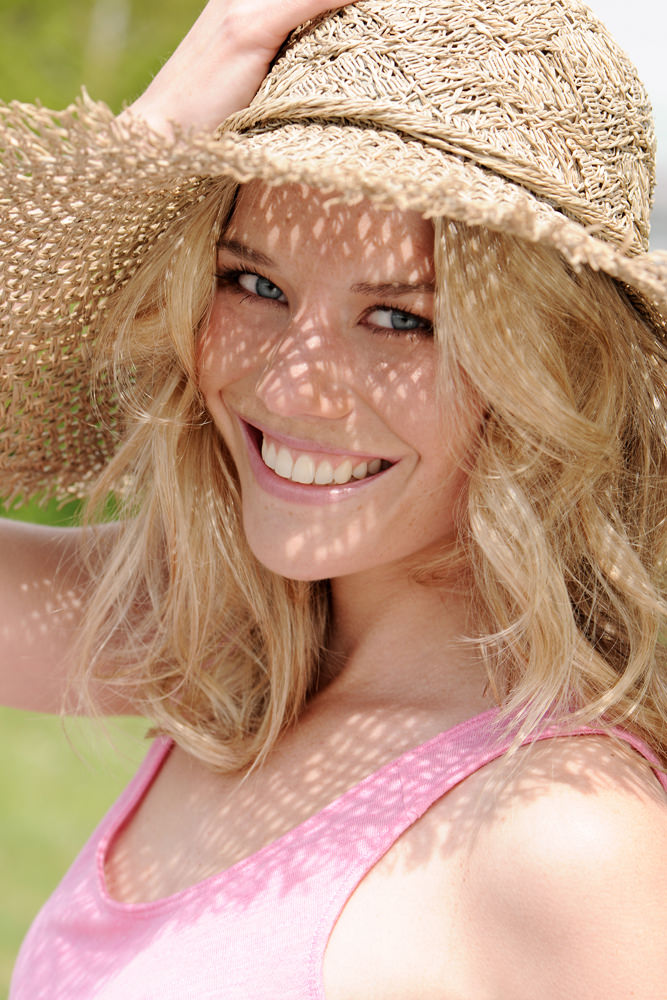 Model: Christine 45767