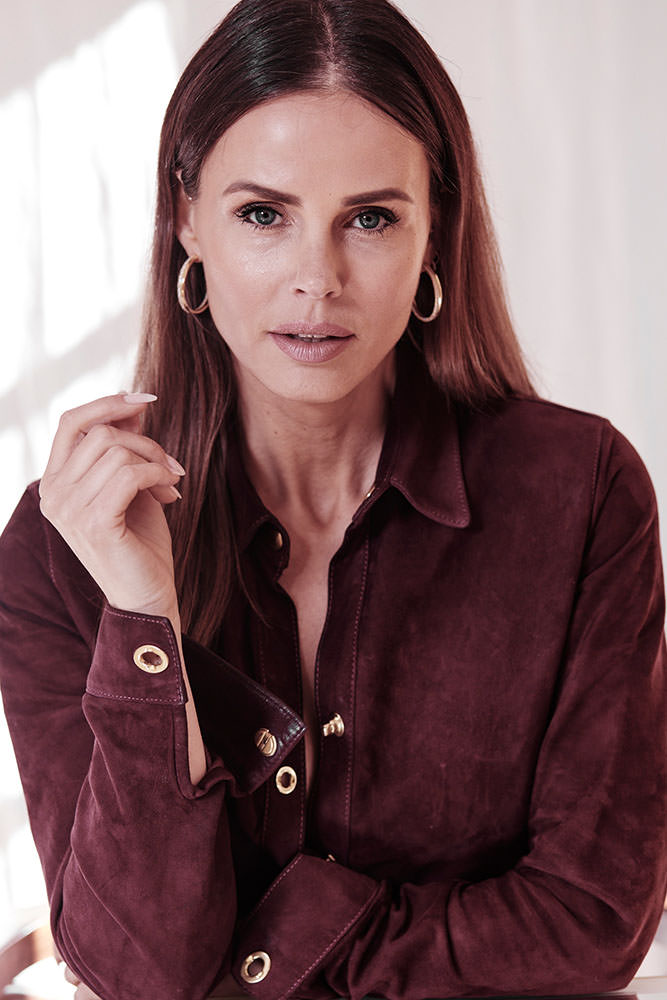 Model: Claudia 93509