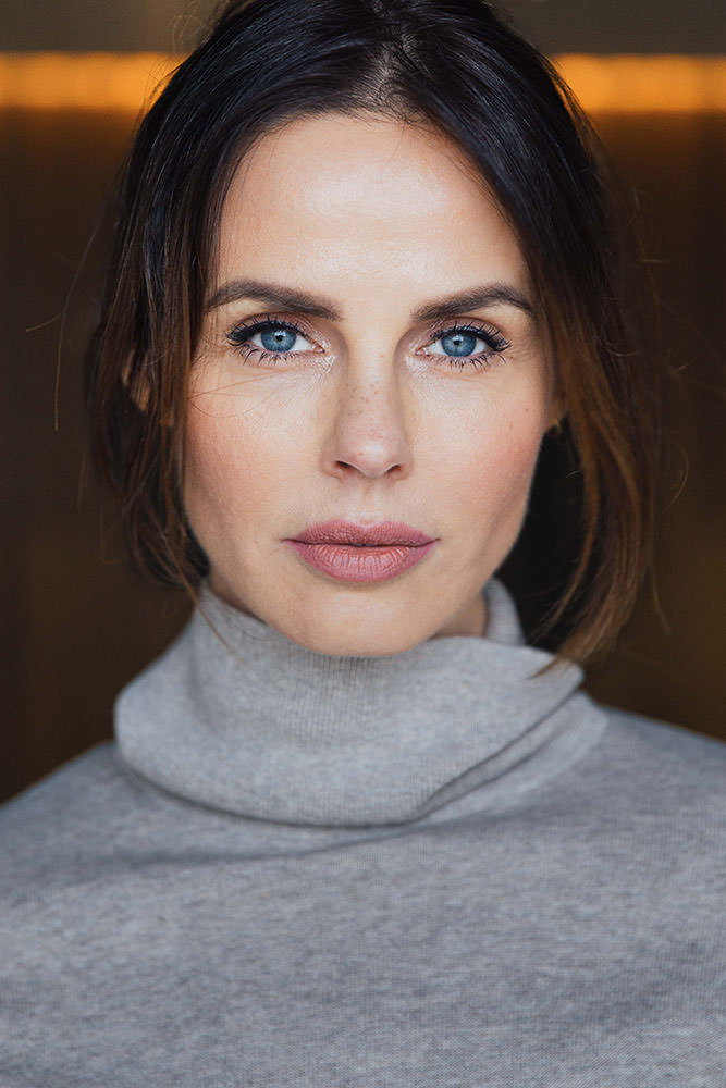 Model: Claudia 99383