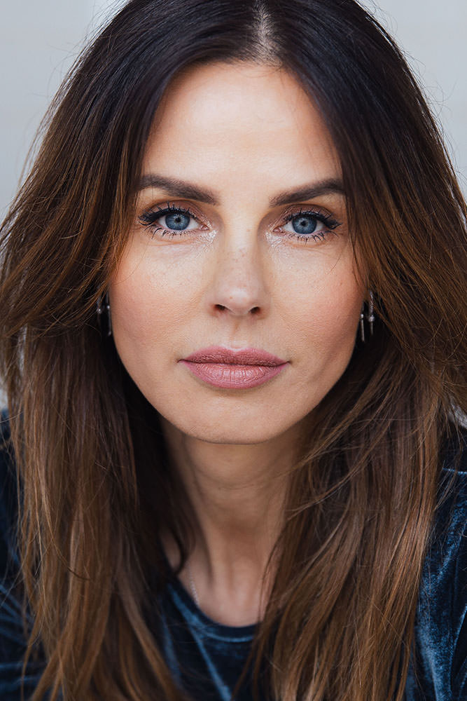 Model: Claudia 99386