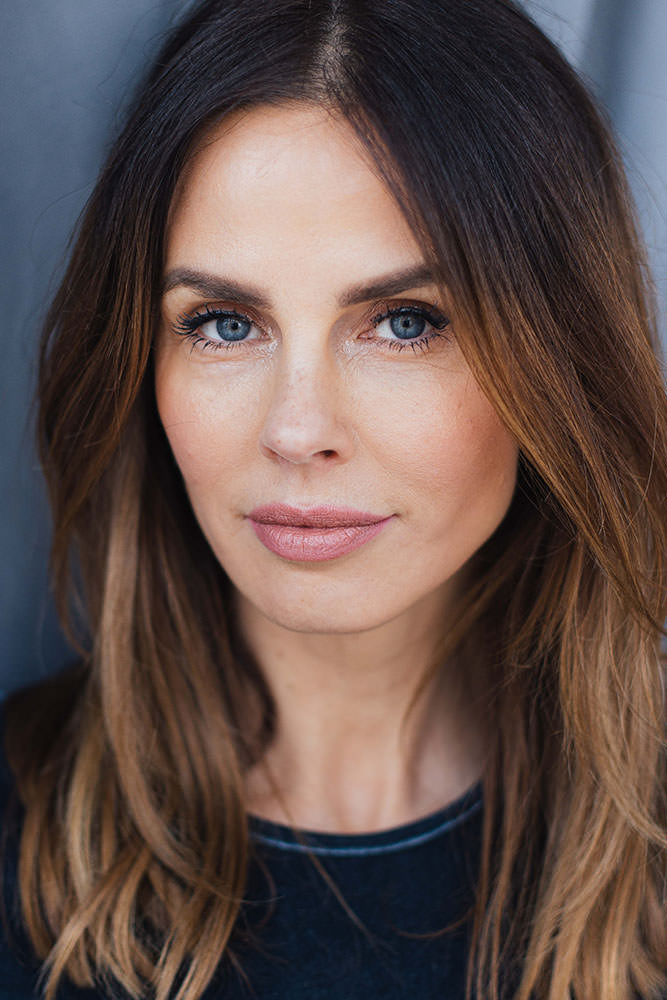 Model: Claudia 99387