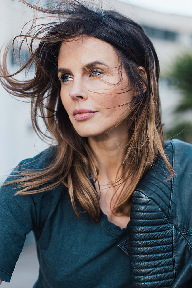 Model: Claudia 99392