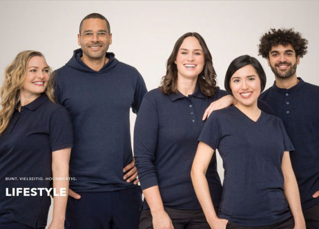 Model: Caroline 112851