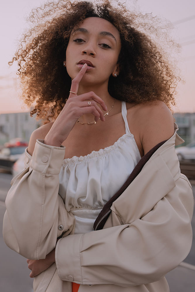 Model: Darleen 101507