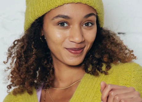 Model: Darleen 101525