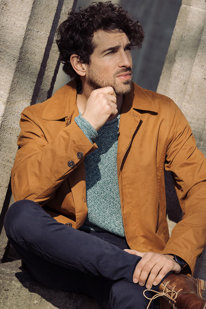 Model: Sebastian 68823