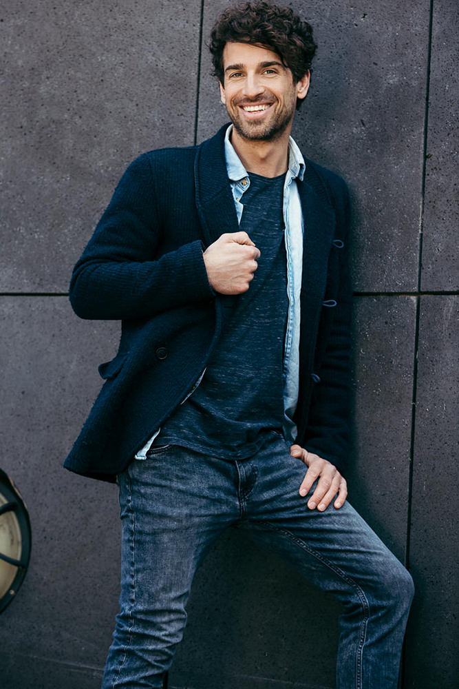 Model: Sebastian 68834