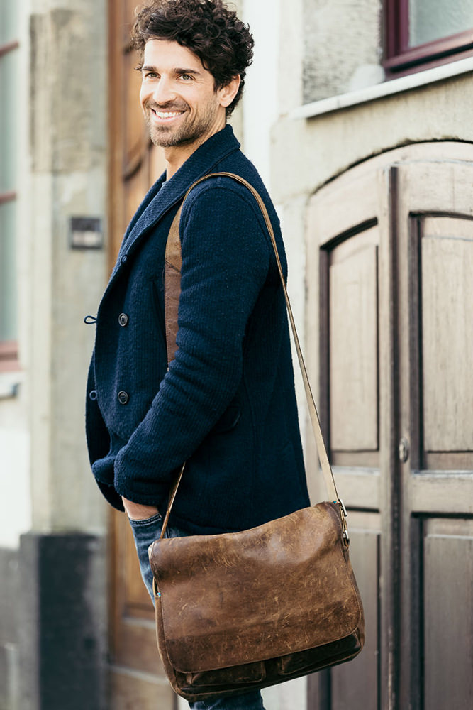 Model: Sebastian 68838