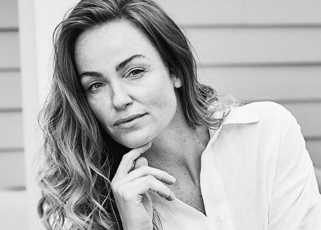 Model: Tina-Marie 72837