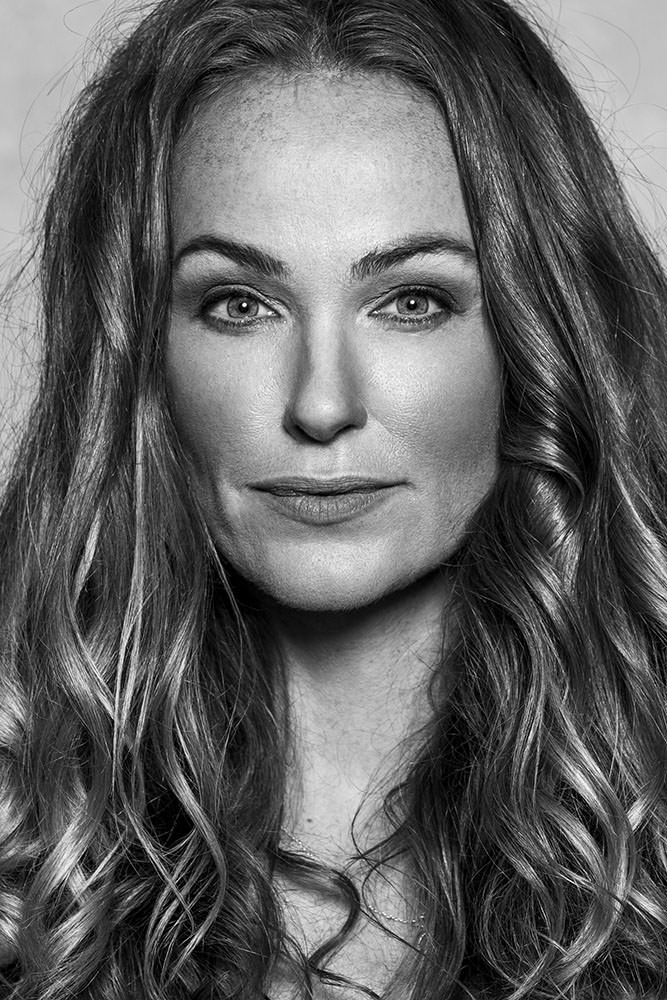 Model: Tina-Marie 74855