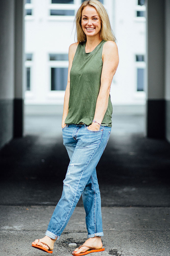 Model: Tina-Marie 50503