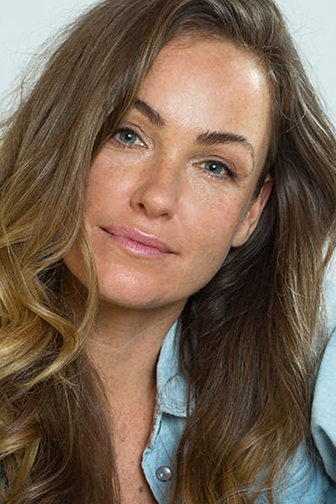 Model: Tina-Marie 70555