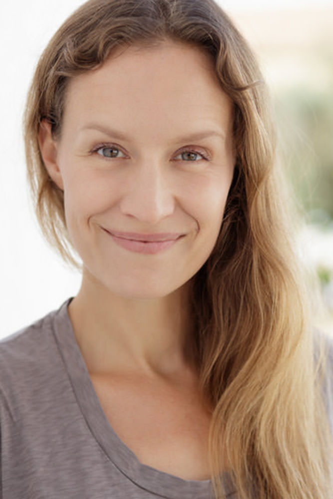 Model: Valerie 75262