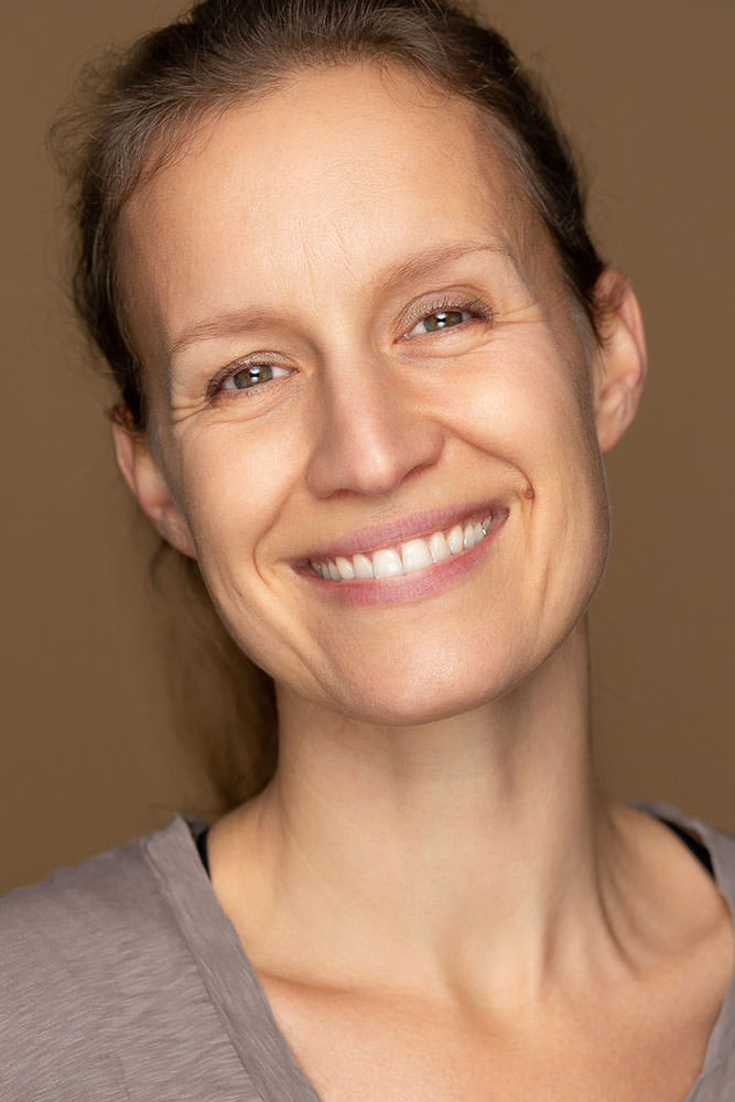 Model: Valerie 90196