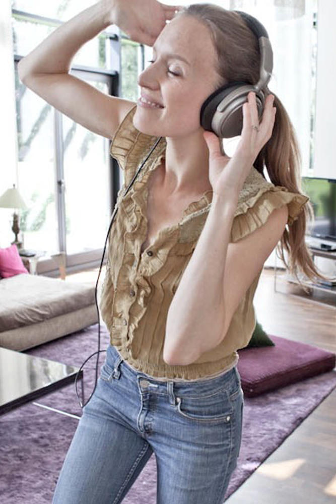 Model: Valerie 38196