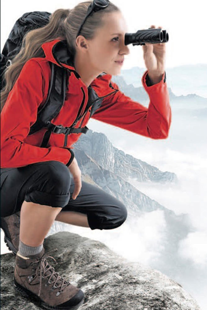 Model: Valerie 38202