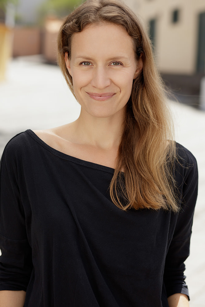 Model: Valerie 65171