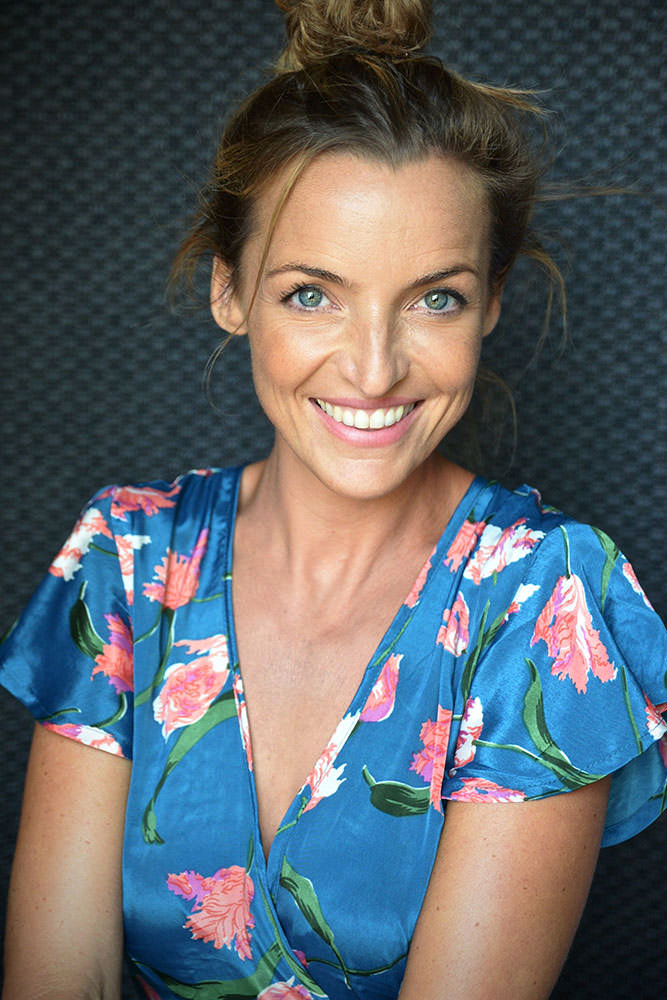 Model: Deborah 75848