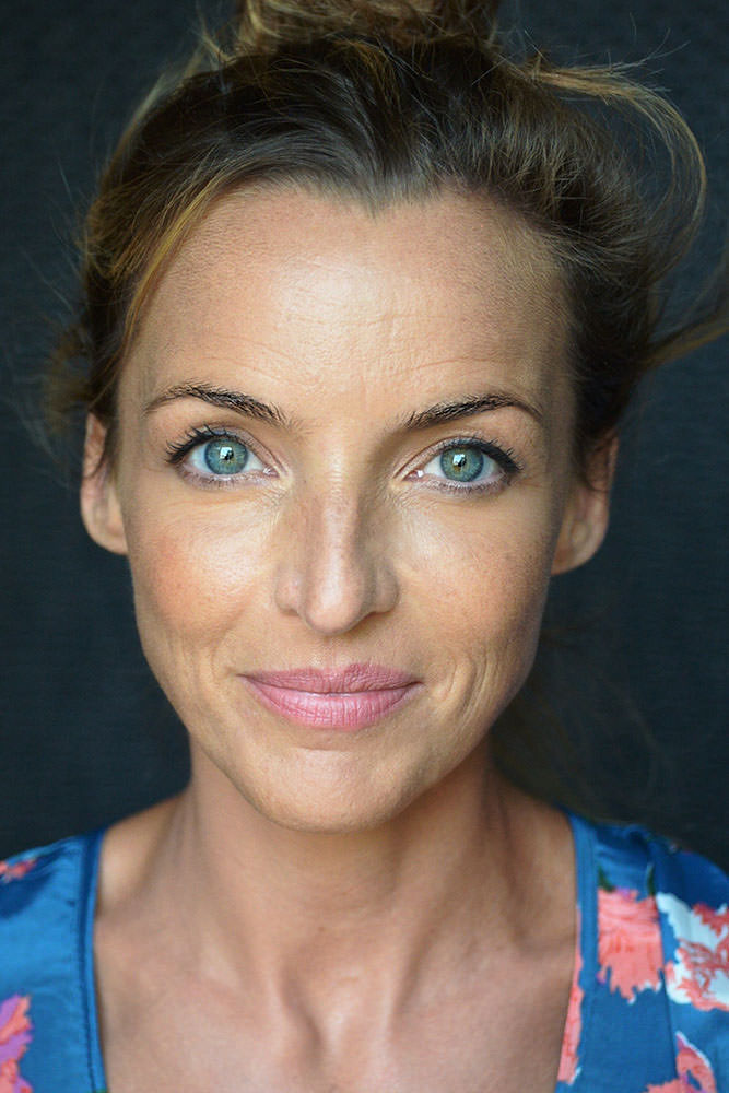 Model: Deborah 75852