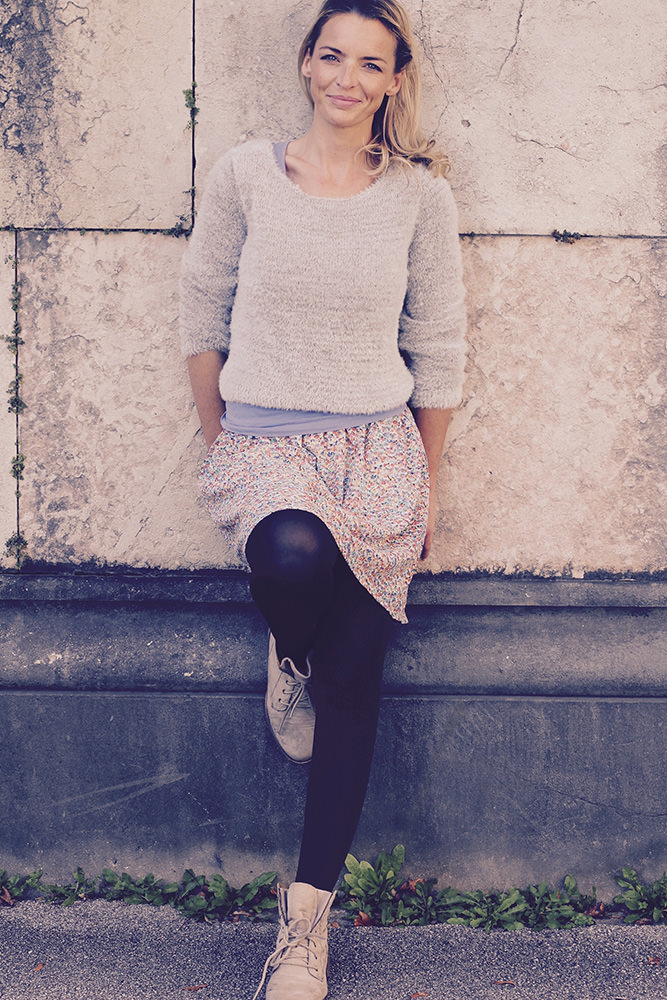 Model: Deborah 55353