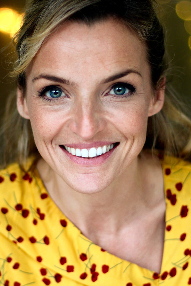 Model: Deborah 57151