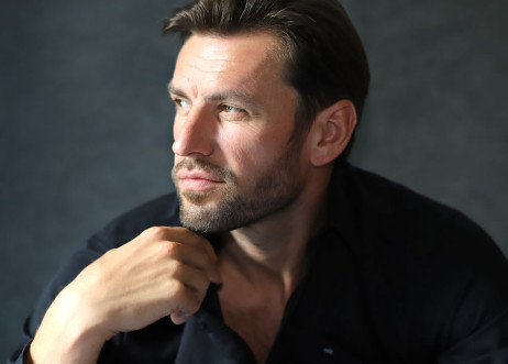 Model: Christian 75253