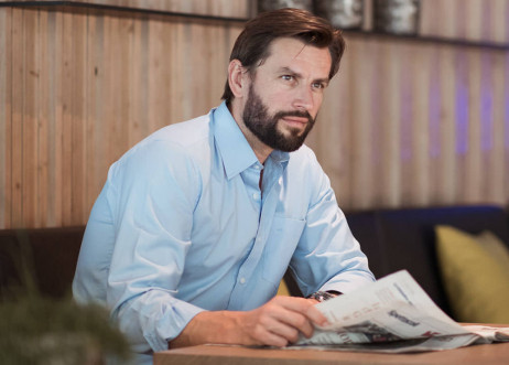 Model: Christian 75328