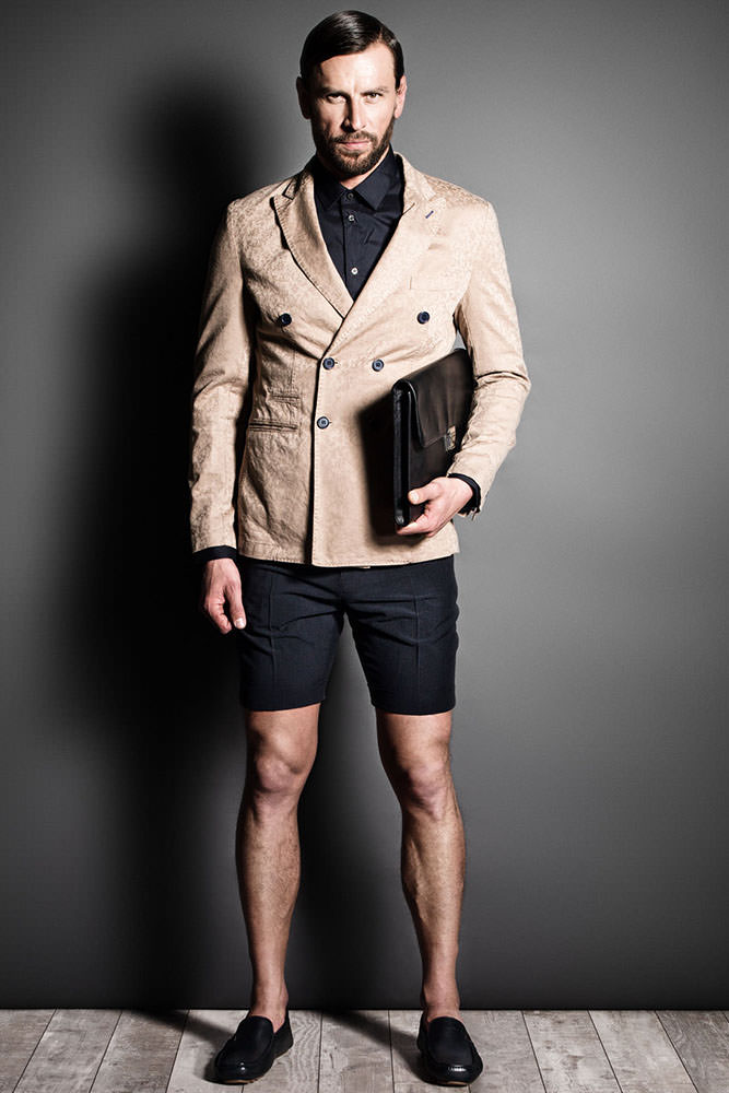 Model: Christian 75341