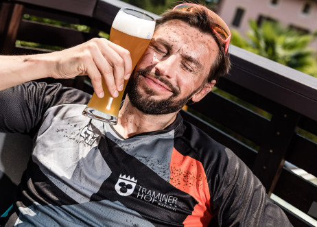 Model: Christian 75343