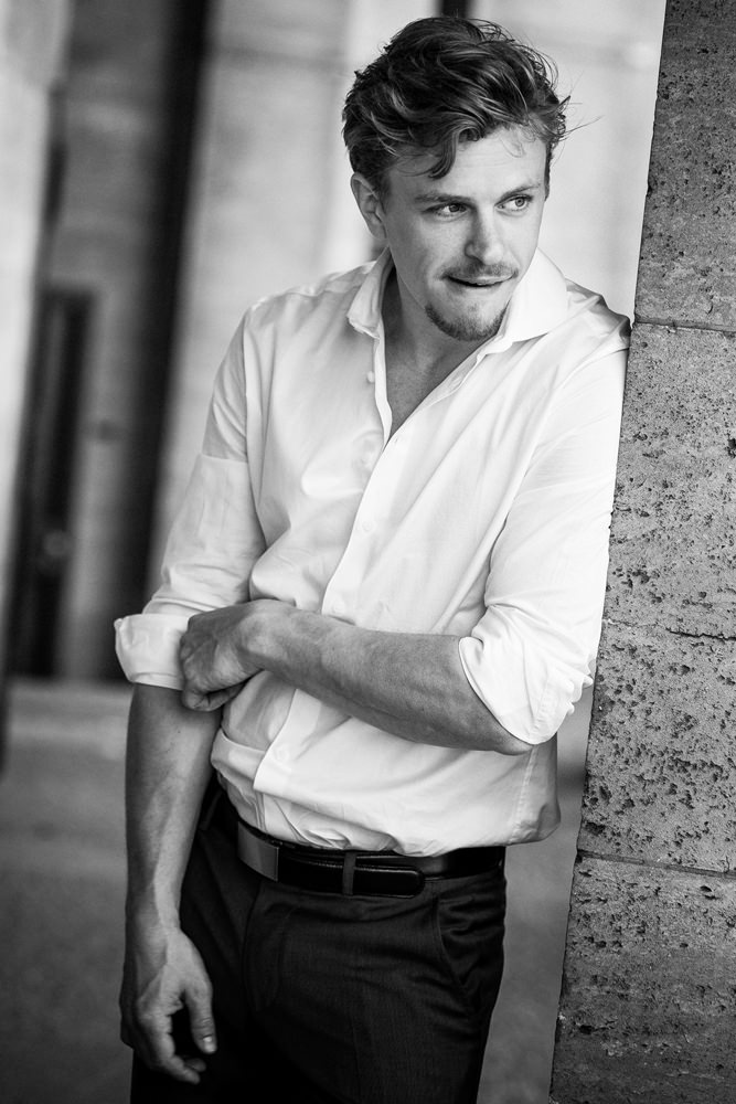 Model: Matthias 25247