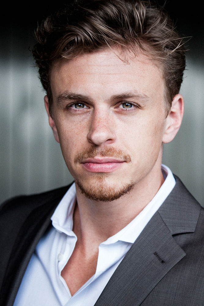 Model: Matthias 25250