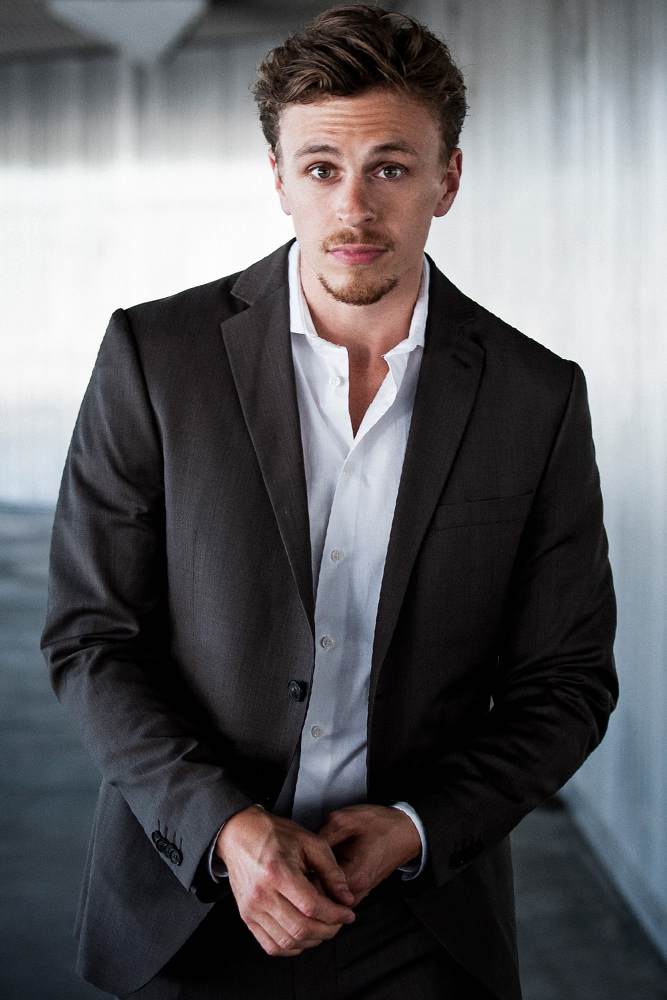 Model: Matthias 25251