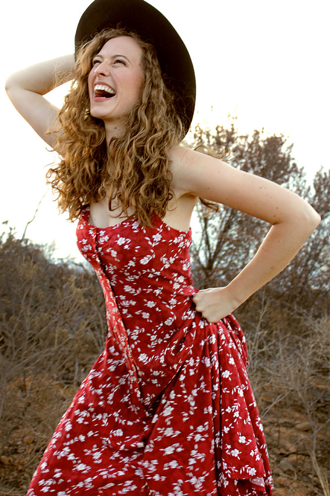 Model: Alena 70335