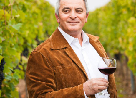 Model: Hellmuth 15944