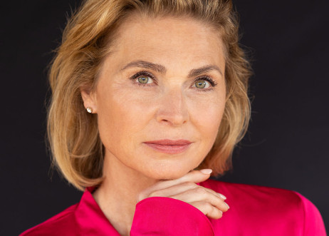 Model: Judith 102760