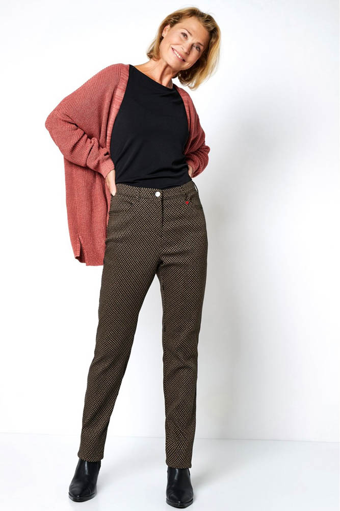 Model: Judith 104324