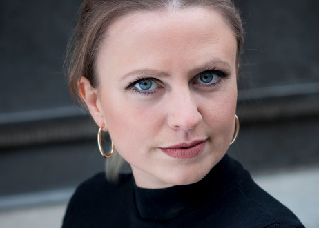 Model: Jeanette 71684