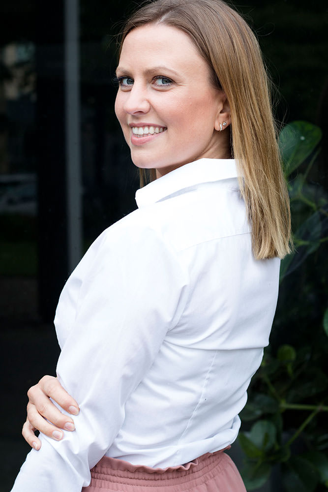 Model: Jeanette 72677