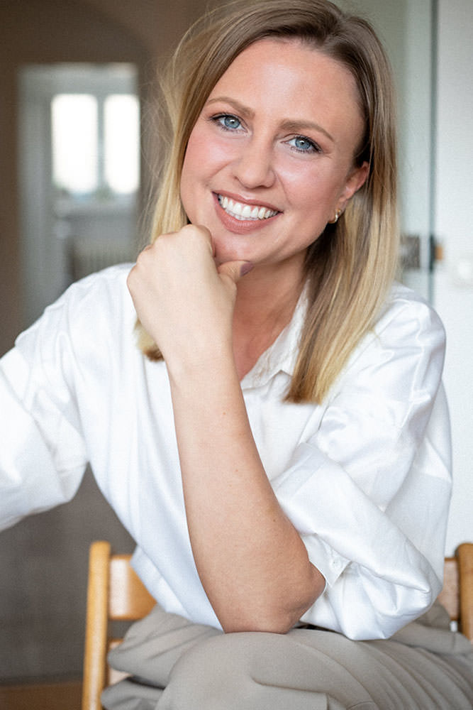 Model: Jeanette 85864